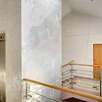 Ogrodowa By Renters Apartment *