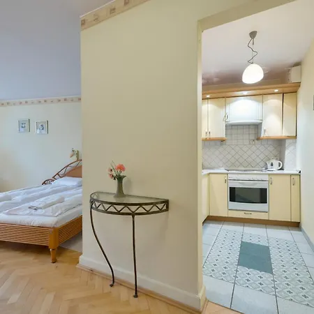 Dom & House - Ogrodowa Apartman *