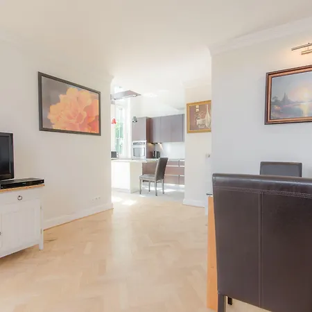 Dom & House - Ogrodowa *