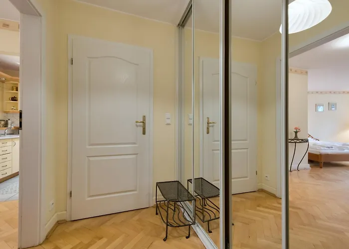 Dom & House - Ogrodowa Apartmán *